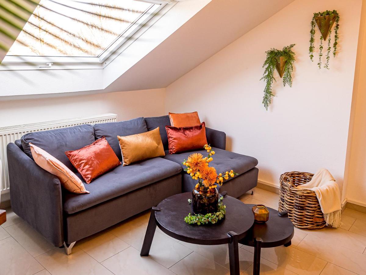 Modernes Studio mit Netflix Krefeld Exterior foto